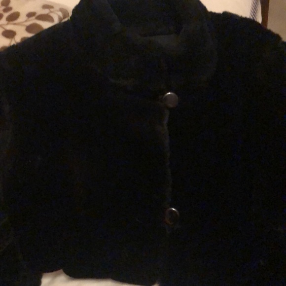 Jet black faux fur jacket - Picture 7 of 7